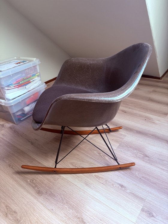 Brown Herman Miller RAR Rocking Chair Design Charles Eames – Metal, Textile (photo 7 of 7)