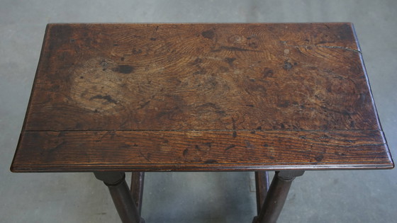 Image 1 of Grote Antieke Engelse Bijzettafel/Stool