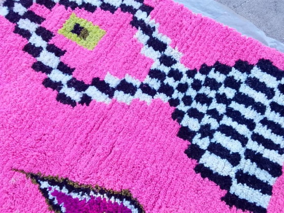 Image 1 of Tapis marocain rose en laine 270cmx170cm 
