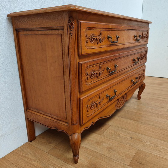 Image 1 of Vintage wooden Queen Anne chest of drawers, sideboard, chest of drawers