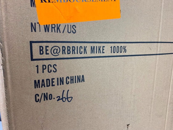 Image 1 of Bearbrick Disney Pixar Monsters & Co. MIKE versione 1000% MEDICOM toys
