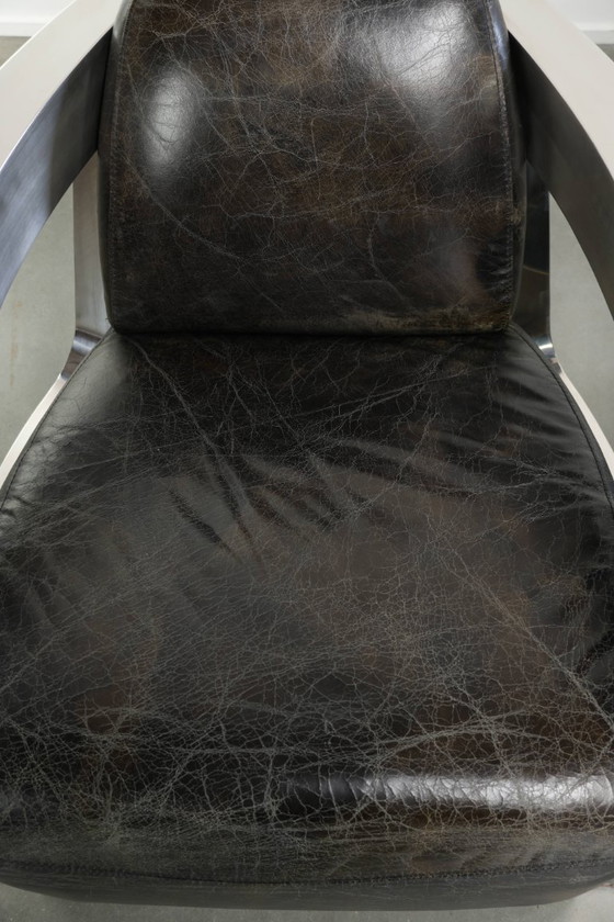Industrial set of two black cowhide Aviator design armchairs with aluminium and rivets – Leather (photo 6 of 14)