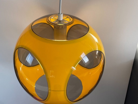 Space Age Lamp Massive Bug Eye, Ball Model Yellow, Vintage, Retro, Pendant lamps, Plastic (photo 5 of 10)