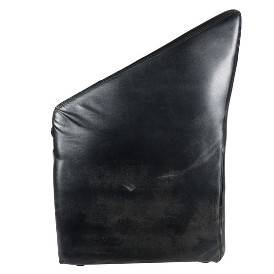 Sillón de Polipiel Negro Años 80 – Sillones, Vintage (photo 4 of 8)