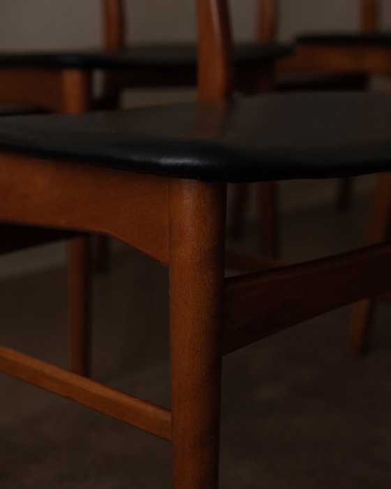 Image 1 of Juego de 6 sillas de comedor danesas de mediados de siglo · Teca y escayola negra