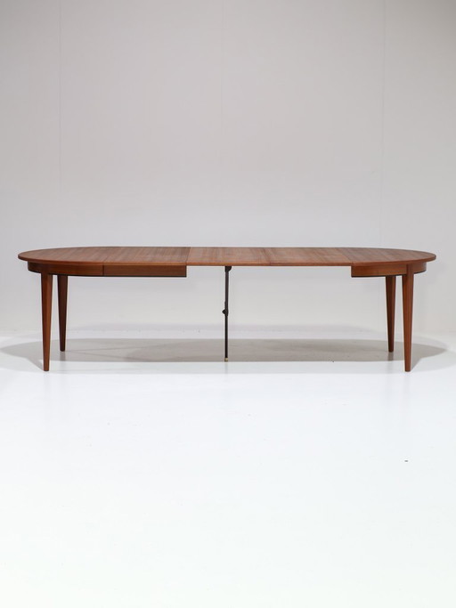 Ausziehbarer Esstisch Omann Jun 55 Teakholz Dänischer Vintage