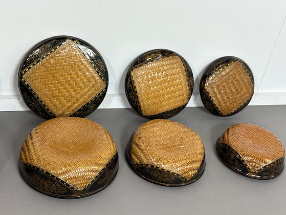 Image 1 of Set of 6 Nesting Boxes in Woven Bamboo and Polychrome Lacquer – Indochina Mid-20th Century