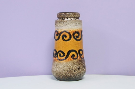 Image 1 of vaso a ricciolo marrone e ocra Germania Ovest