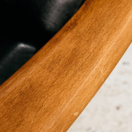 Image 1 of MK11199 Poltrona in faggio con rivestimento in pelle