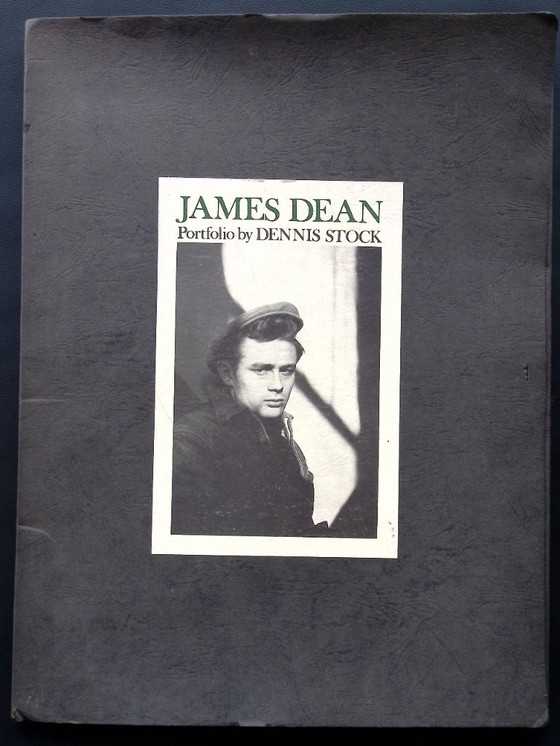 Image 1 of Portefeuille de James Dean par Dennis Stock