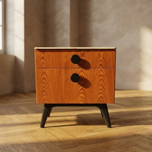 Volledig gerestaureerd nachtkastje van Jindřich Halabala voor UP Závody, Mid-Century Modern, jaren 50, Tsjechoslowakije, 55