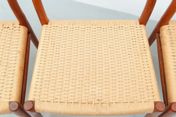 Image 1 of 4x dining chairs model 75 made of teak by Niels Otto Møller for J. L. Møller Møbelfabrik (1950s)