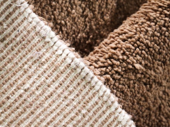 Traditioneller handgefertigter Teppich aus Naturwolle 3/4 M – Geschenke, Wool (photo 6 of 6)