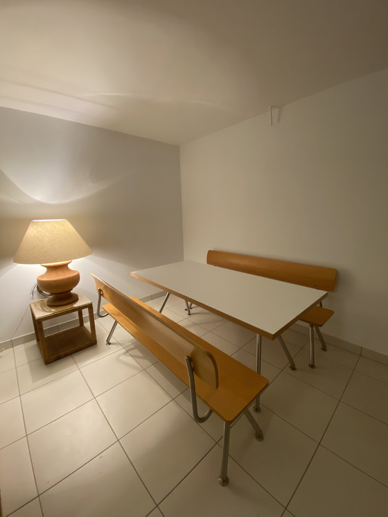 Image 1 of Schicker, minimalistischer Bulthaup-Küchentisch und zwei Bänke