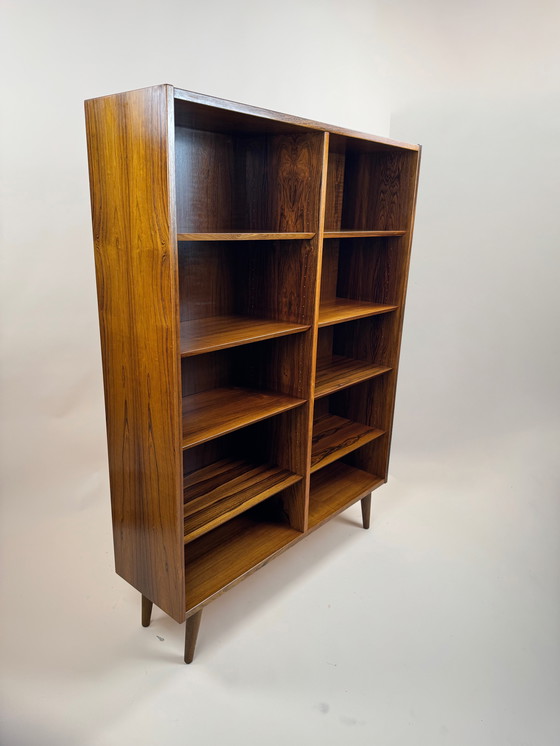 Image 1 of Bibliothèque en palissandre Hundevad - Elégance danoise du Mid Century