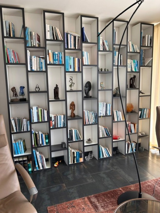 Image 1 of Exclusieve design boekenkast (Jongwonen Kastsystemen)