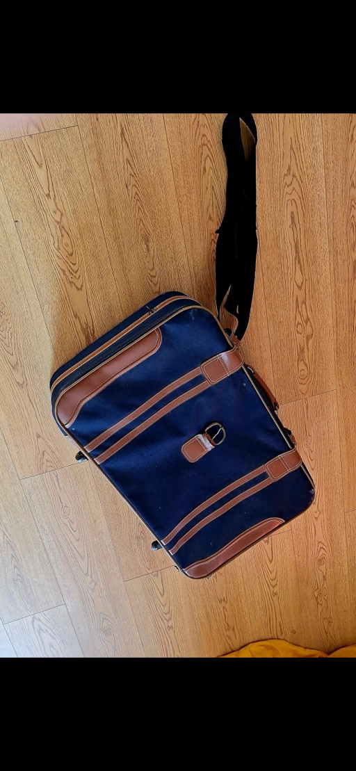 Vintage Classic Suitcase