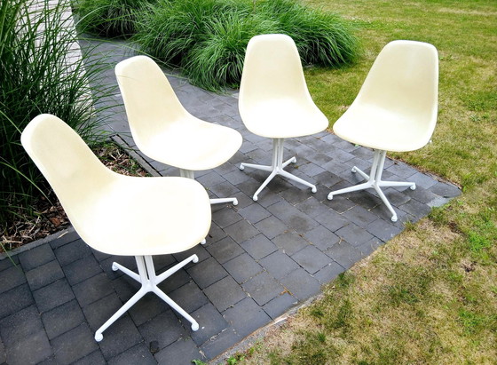 Image 1 of 4 x La Fonda, Charles & Ray Eames