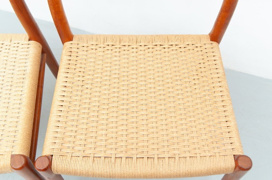 Image 1 of 4x dining chairs model 75 made of teak by Niels Otto Møller for J. L. Møller Møbelfabrik (1950s)