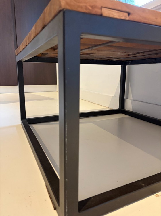 Image 1 of Coffee table, robust and elegant by Meijer and Floor Arnhem
