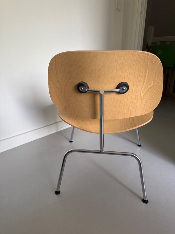 1x Vitra LCM Silla Lounge – Sillas auxiliares, Iron, Wood (photo 4 of 11)