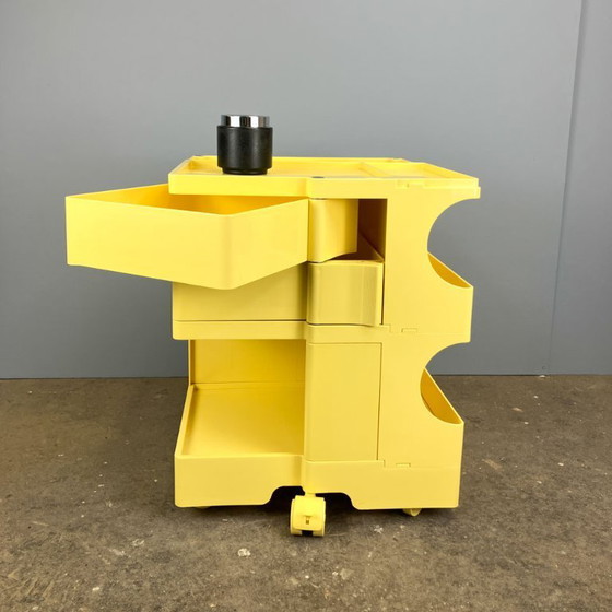 Image 1 of Roll container, organizador, plástico amarillo pastel, años 70