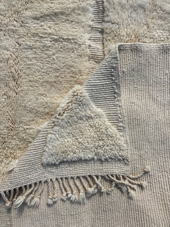 Image 1 of Tappeto marocchino in lana bianca Mrirt 200x320cm- Tappeto berbero marocchino Beni Ourain