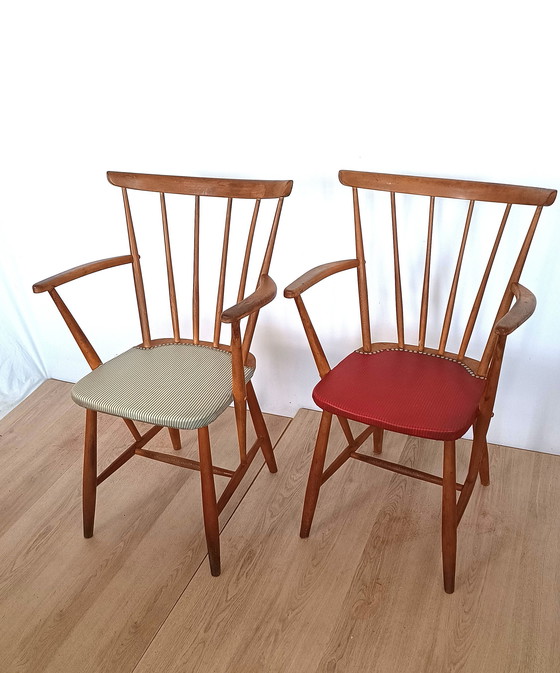 Image 1 of Twee Vijftiger Jaren Eetkamerstoelen