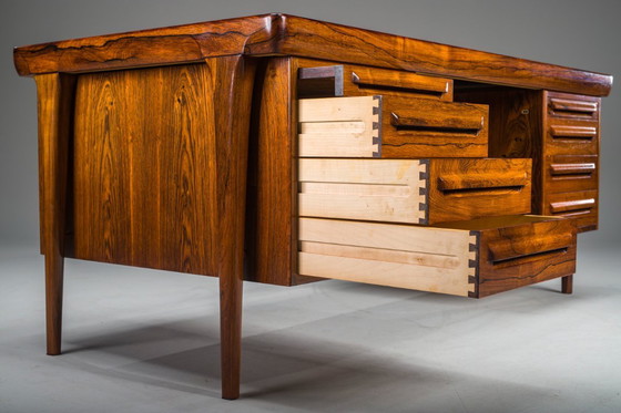 Image 1 of Moderner dänischer Chefschreibtisch Palisander von Ib Kofod Larsen für Faarup Møbelfabrik, 1960
