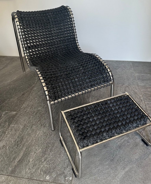 2x Accupressure chair Yos and Leonard Theosabrata