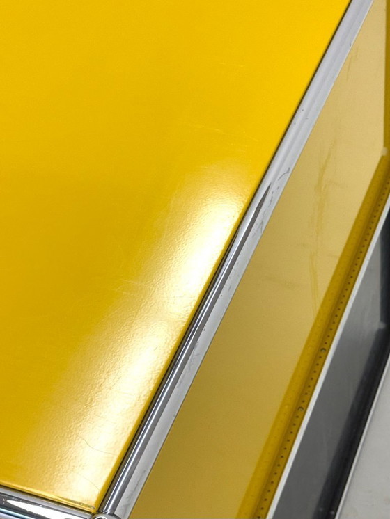 Image 1 of USM Haller cabinet in yellow
