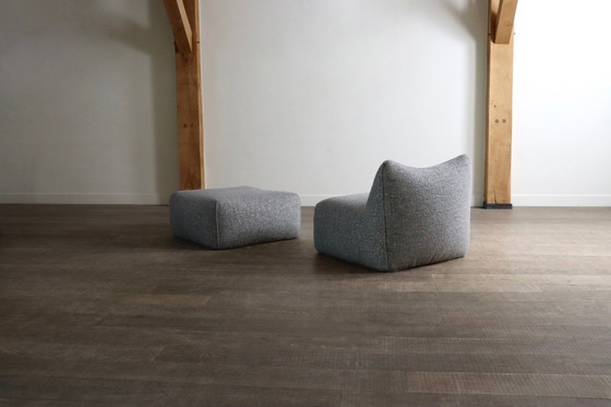 Image 1 of Poltrona Le Bambole con pouf in bouclé di Mario Bellini per B&B Italia, anni '70