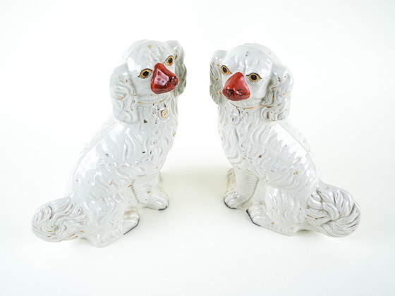 Image 1 of Ceramic mantelpiece figurines – Spaniels, Staffordshire style, made in England