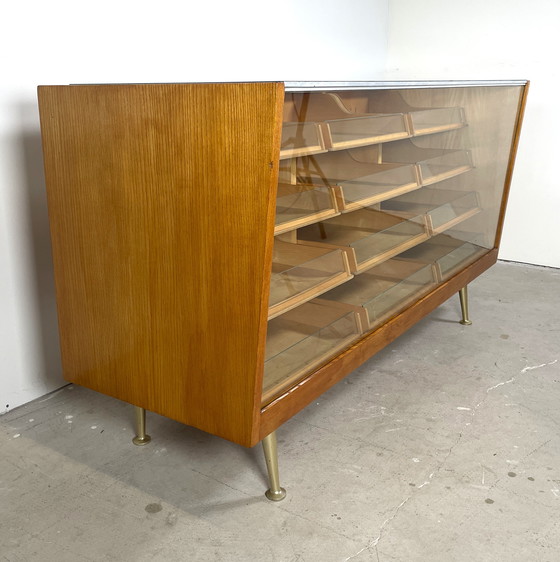 Image 1 of Vintage counter with drawers and glass top
