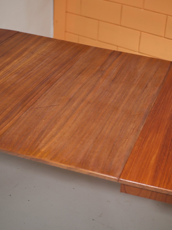 Image 1 of Table à manger ronde extensible Teck Vintage Danois