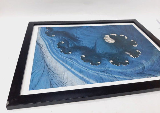 Image 1 of Art fluide abstrait encadré sur panneau de fibres