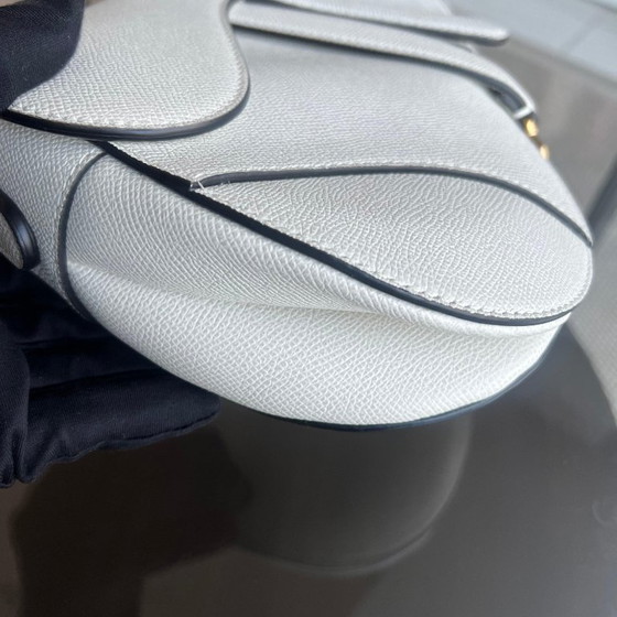 Image 1 of DIOR SADDLE MEDIUM - PELLE DI VITELLO GRANATA BIANCO ORO FINITURE
