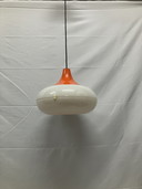 Space Age vintage hanglamp in wit en oranje kunststof, 1970
