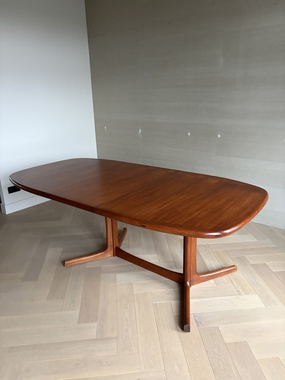 Image 1 of Tavolo da pranzo allungabile danese anni '70 - Teak massello, design senza tempo