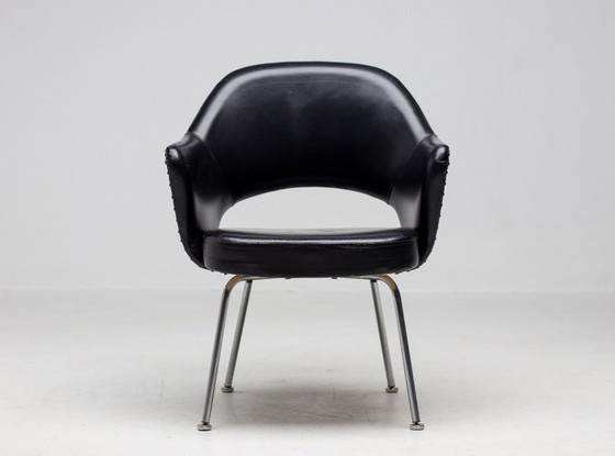 Image 1 of 4 SAARINEN EXECUTIVE-SESSEL FÜR KNOLL IN ORIGINAL SCHWARZEM LEDER