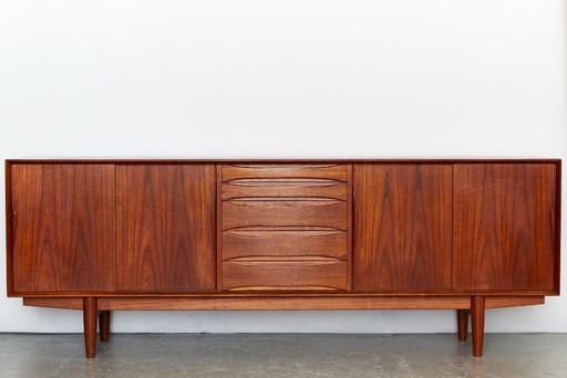 Arne Vodder Sideboard No.7738 for Skovby/Dyrlund