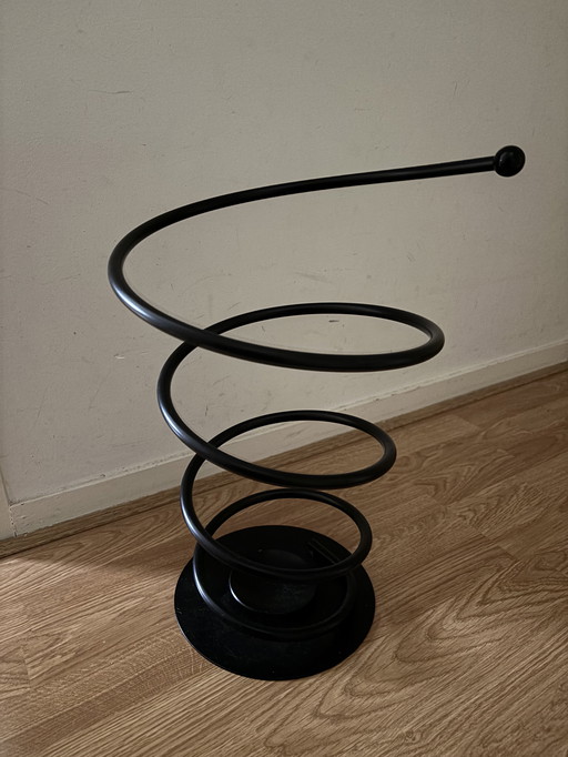 Paragüero en forma de espiral