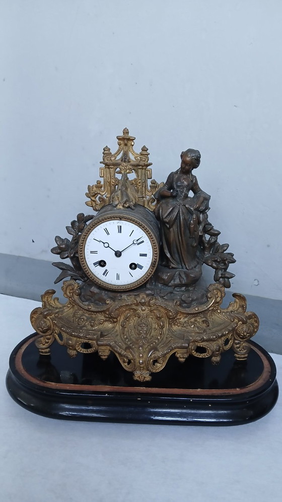 Pendule Ancienne du 19ème Siècle ('Parisien) – Parigina, Cast Iron (photo 3 of 5)
