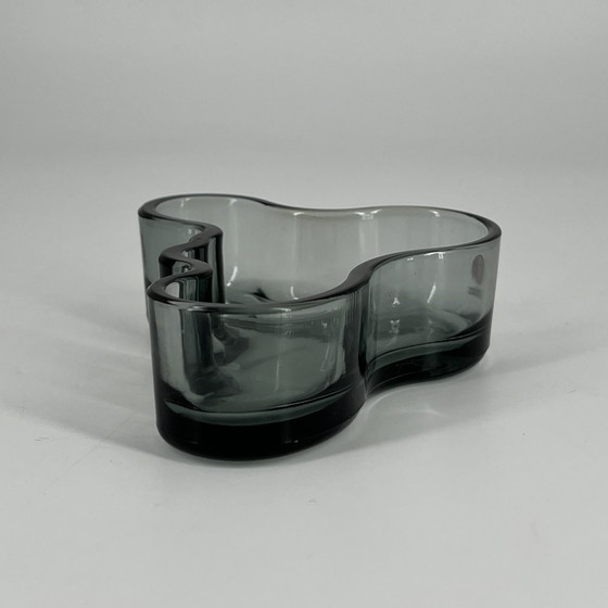 Image 1 of Iittala Alvar Aalto theelichthouder – rookgrijs glas