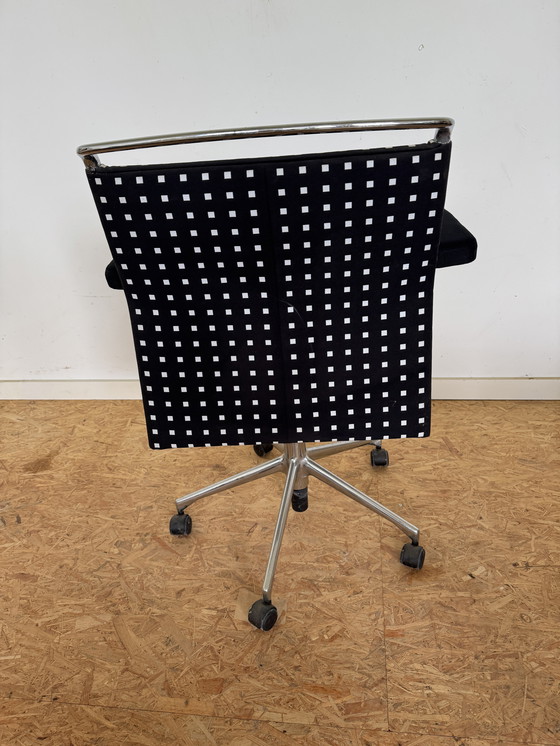 Image 1 of Vitra AC2 office chair