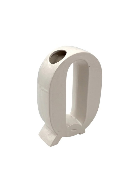 Image 1 of Space age white Q letter shaped ceramic solifleur vase, Marcel Radureau France ca. 1970