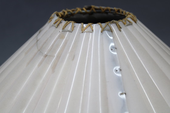 Image 1 of Lámpara de mesa de madera de los años 60,Checoslovaquia