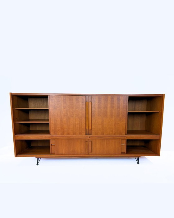 Image 1 of Deense vintage teakhouten dressoir uit de jaren 60 — Professioneel gerestaureerd