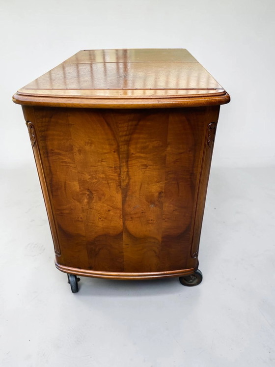 Seltener Luxus Mid-Century Cocktail Servierwagen 1950er – Exklusiver Dry Bar Schrank mit Vogelaugenahorn & (photo 10 of 19)