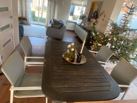 Image 1 of TABLE DE JARDIN EN TECK AVEC 6 CHAISES